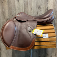 18 Adj *Set MW *5 Tech 1 Salto Close Contact, 2 Billet Guards, Black Fleece Lined Tech1 Saddle Cover, Wool Flocking, Buffalo Leather, Lg Front/Velcro & Med Back Blocks, Synthetic Adjustable Tree, Flaps: 14" l x 14.5"w Serial #: TJ200236783BMRT
