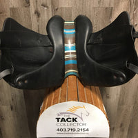17" *5.25" MW Voltaire Adelaide Monoflap Dressage Saddle, Brown Voltaire Cover, Xlg Front Blocks, Foam Panels, Flaps: 16"L x 13.5"W Serial #: 1448 16 17 3A 3S FIN