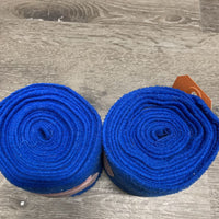 2 Polos *gc, pilly, clean, mnr dirty, mnr hairs, threads, older