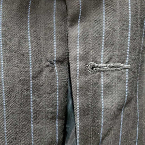 JUNIORS BOYS Show Jacket *fair, older, v.bubbled, seam puckers, shrunk, loose lining, 1 missing button