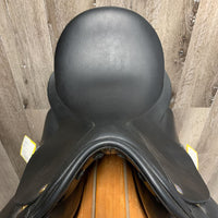 18" MW *5.5" Frank Baines Dressage Saddle, Blue Cotton Frank Baines Cover, Lg Front Blocks, Wool Flocking, Rear Gusset Panels, Flaps: 16.5"L x 14"W Serial # 18 MW 12288
