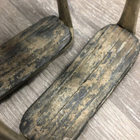 Pr fine Stirrup Irons, grips *fair, dirty, stains, peeled grips, scratches, scuffs, older
