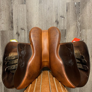 17.5 M *4.75" Butet Premium Close Contact, 2 Billet Guards, Gold Butet Cover, Butet barrell (crushed), Foam Panels, Med Front & Back Blocks, Full Calfskin, Flaps: 2.25 *13.5"L x 14" W Serial #: 2 25 M 17.5 .25 S FDDG 1280 13