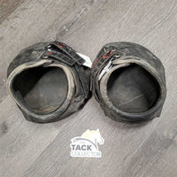 2 Hoof Boots, gators & socks *fair, v.dirty, folded, v.rubbed, faded *wraps *filthy
