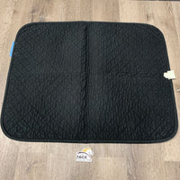 Quilted Baby Pad *vgc, clean, pills, hair, mnr fading

