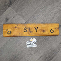 Wooden Stall Plaque "SLY" *gc, v.dirty. scratches