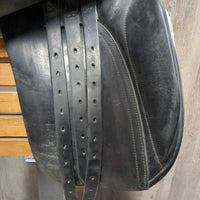 17.5 M *MW - 5.25" Exselle Dressage Saddle, Black Fleece Exselle Cover, Wool Flocking, Long Pencil Block, Rear Gusset Panels, Flaps: 17.75"L x 12"W Serial #: AF 063 1578
