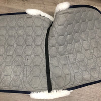 Quilt Dressage Saddle Pad, front and back rolled fleece trim *like new, clean, mnr stains?dirt

