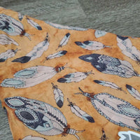 Light Bandana Scarf, feather pattern *vgc, wrinkles, curled edges
