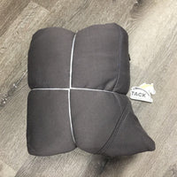 Fitted Full Fleece Cooler, 0 legs/tail *xc, mnr pills, rubs
