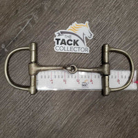 v.thin D Ring Snaffle Bit *fair/gc, v.loose joints, clean, stains, rubs, v.chewed
