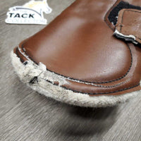 Front & Hind Closed Boots, velcro *gc, clean, clumpy, rubs, pills, cracks, thin/holey edges, sm holes, edges: frays, chips
