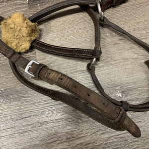 Rsd Leather Figure 8 Noseband *fair, dirty, stained, tacky, clumpy, separating, residue, unstitched edges, stiff, dry, xholes