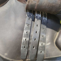17" (7) 34 *MW 5.5" Erreplus Close Contact, 2 Billet Guards, Grey Erreplus Cover, 54" Erreplus Leathers, Med Front & Back Blocks, Wool Flocking, Flaps: 13.75"L x 13.5"W Serial #: 1811 486574 FM RO
