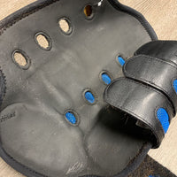 Front & Back Closed Eventing Boots, velcro, bag *gc, clean, hairy, scratches, pilly edges
