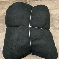 Fleece Cooler, tail *vgc, mnr hair, dirt, pilly
