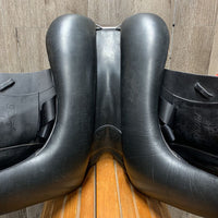 17.5" Adj *Red/Wide In Patrick Altair Dressage Saddle, 2 XL Front Velcro Blocks, Red Fleece Patrick Cover, Wool Flocking, Front & Back Gusset Blocks, Flaps: 16.5"L x 13"W Serial #: 17.5"
