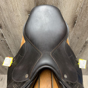 17" MW *5.25" Equipe Oxer Close Contact, 2 Billet Guards, Unicorn Fleece Cover, Foam Panels, Full Calfskin, Med Front & Back Blocks, Flaps: 13.5"L x 13"W Serial #: 17N09440312 JOXES +2 M