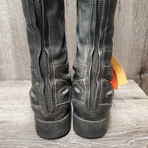 Winter Field Boots, 2 plastic forms *gc, dirty, faded, scratches, rubs, Sticky Zip:R