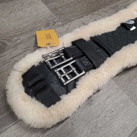 Quilt & Sheepskin Dressage Girth, 2x elastics, D Ring *vgc/xc, clean, mnr clumpy & hair
