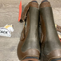 Pr Open Front Boots, tabs *gc, rubs, scrapes, v.pilly edges, film/residue inside
