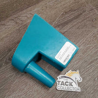 Plastic Feed Scoop *gc, dirty, faded, scrapes, residue
