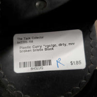 Plastic Curry *vgc/gc, dirty, mnr broken bristle
