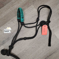 Soft Thick Nylon Rope Halter, Wrapped Noseband, attached Lead Rope *xc/like new, v.mnr rubs & dirt
