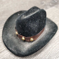 Angel Cowboy Pin in Felt Cowboy Hat Box *gc, v.dusty/dirty
