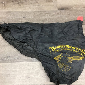 Saddle Cover *fair, dusty/dirty, older, v.stretched els