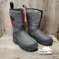 JUNIORS "Element" Med High Muck Boots, Pull On *vgc, dirt
