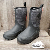 JUNIORS "Element" Med High Muck Boots, Pull On *vgc, dirt
