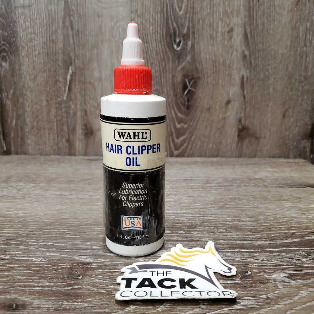 Clipper Oil *gc, older, 1/4 full
