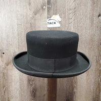 3x Quality Felt Dressage Top Hat, round floral hat box *xc, v.hairy, older?, faded box top
