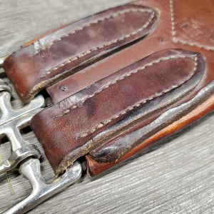 Leather Girth, 1x els *gc, creases, mnr scratches, hair, rubs, scraped edges, stains, older
