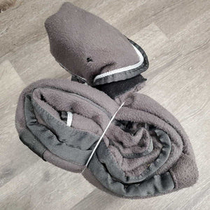 Fleece Cooler, detach belly straps, 0 legs/tail *fair, dirt, shavings, hairy, tears, v.pilly