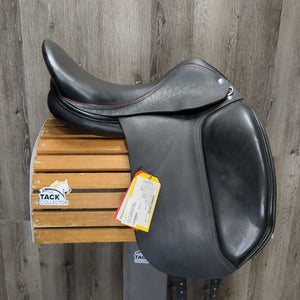 18.5" MW *5.5" Four Star Saddlery Dressage Saddle, White/Multi Print Fleece Cover, XLg Front Blocks, Wool Flocking, Flaps: 17"L x 12"W Serial #: 59341