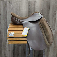 17.5" M *5" Exselle Evolution Dressage Saddle, Suede Seat & Knee Rolls, Lg - Long Exterior Front Blocks, Wool Flocking, Rear Gusset Panels, Flaps: 17"L x 13"W Serial # 0123 EX9 3 293 175
