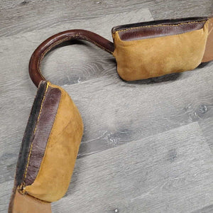 Leather Anti Cast Roller *xc, clean, older, mnr dirt, film, rubs & stains