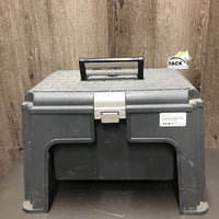 Step Stool - Grooming Tote Box *gc, dirty, dusty, scuffs, scratches, no inner tray
