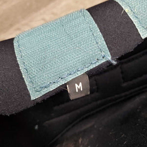 Closed Neoprene Front Boots, velcro *vgc/xc, clean, mnr threads & stains?
