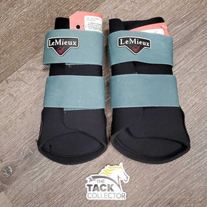 Closed Neoprene Front Boots, velcro *vgc/xc, clean, mnr threads & stains?