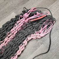 Slow Feed Nylon Hay Net, xsm caribiner *gc, dirt, hay
