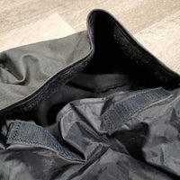 Grippy Top - Nylon Sides Jump Saddle Cover, velcro stirrup openings, tag *new, older, mnr dirt
