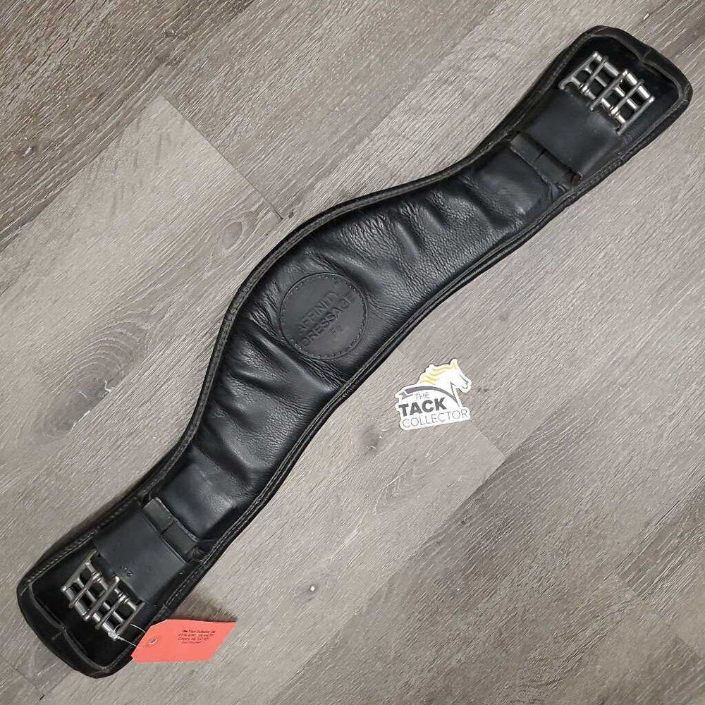 Anatomical Padded Leather Dressage Girth, 2x els *fair, dirty, dry, faded, lining: hard, dry, sharp cracks, hairy seams