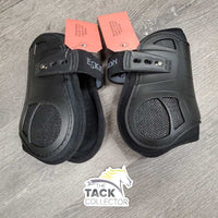 Hind Boots, tabs *vgc/gc, clean, residue, mnr scratches & rubs, broken stitches
