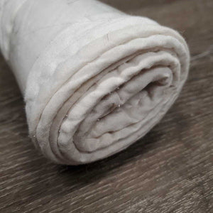 2 Thin Cotton Leg Quilt *gc, clean, mnr pills, stains & threads