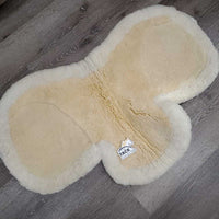 Fitted Sheepskin Hunter Saddle Pad, rolled edge *gc, older, pilly, dingy, mnr hair, stains, mnr thin edges
