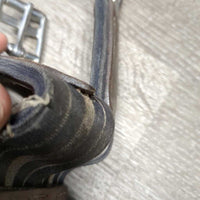 Leather Girth, 2x els 3x D rings *vgc, UNDONE Stitching, scratches, clean, older, rubs, mnr undone stitching
