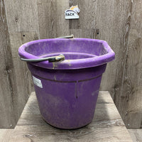 Flat Back Plastic Bucket *gc, dirty, scuffed, scratched, chewed, stuck handle
